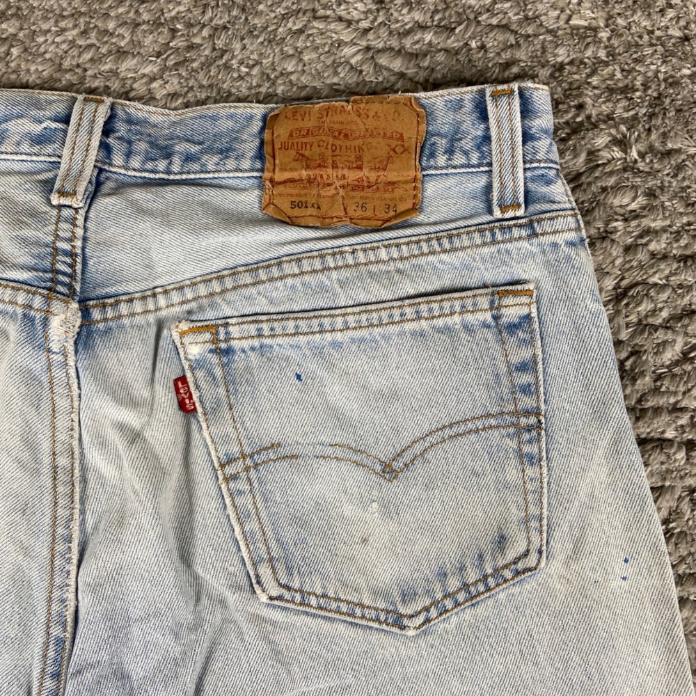 Vintage Levi's 501XX Jeans Mens 36x34 Blue Denim Light Wash (Fits 33x32) USA 90s